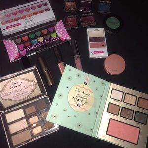 MAKEUP LOT